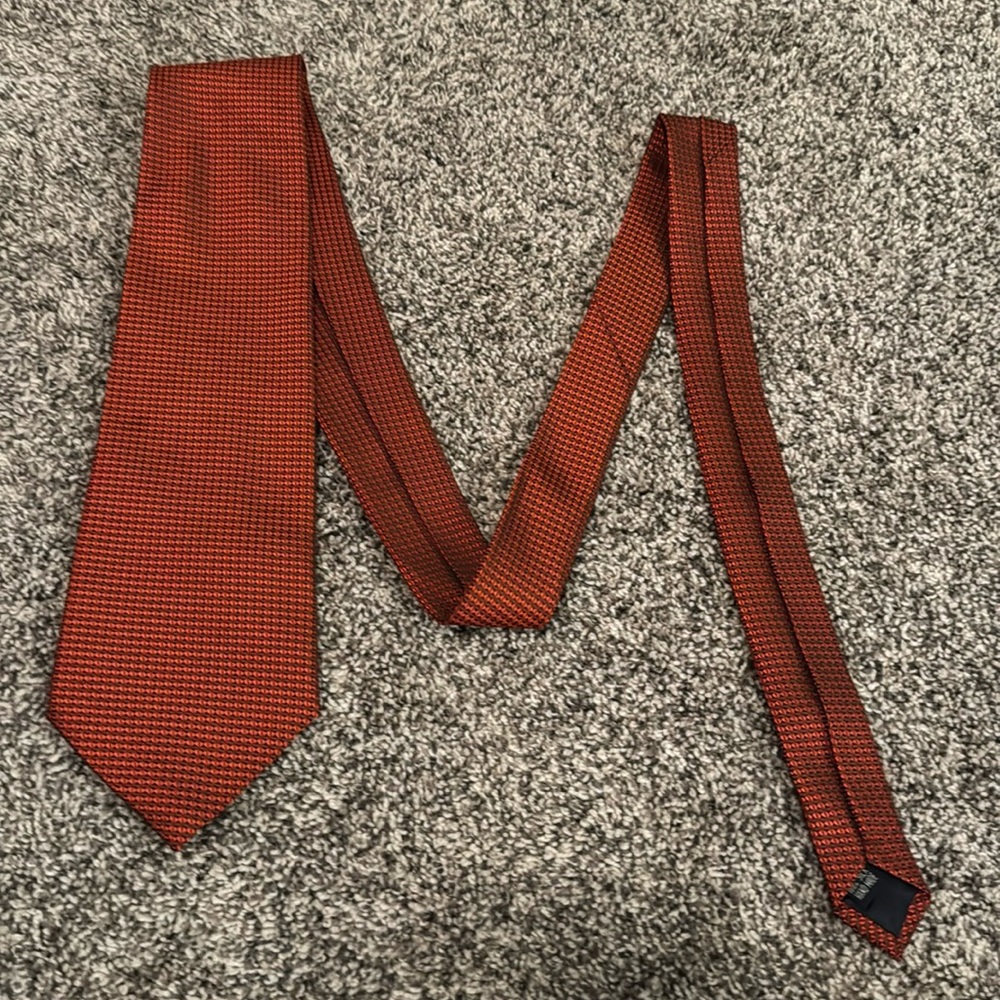 Red/Black Pattern Men’s Neck Tie 100% Silk Accessory